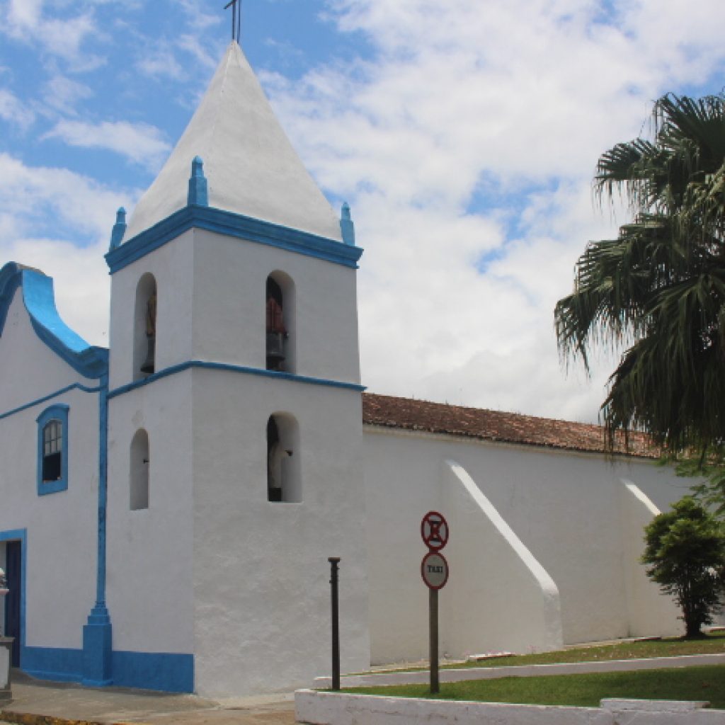 vivaovale-Igreja-Centro-Histórico-Cananéia-SP-arquitetura-colonial-histórias-e-religiosidade-toda-a-família