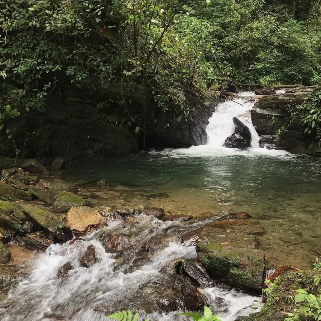 Uma das 12 cachoeiras do roteiro